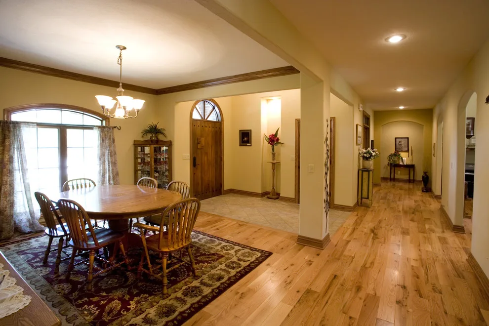 Russell Architects - Photo 14