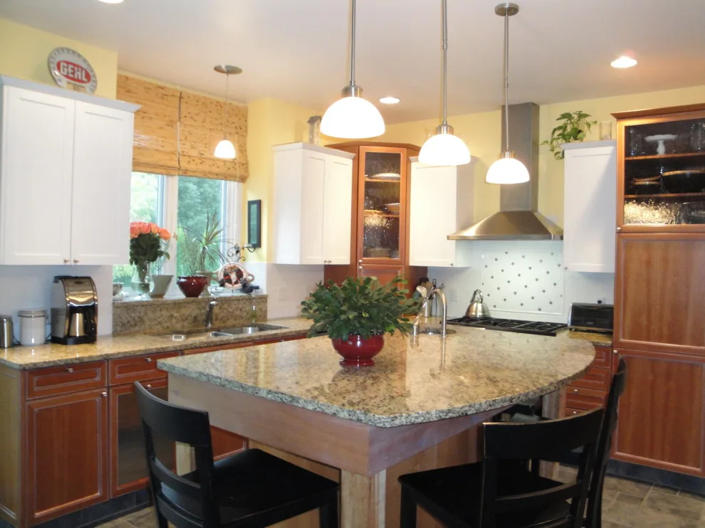 Modern Kitchens by Design Solutions:FORE - Photo 3