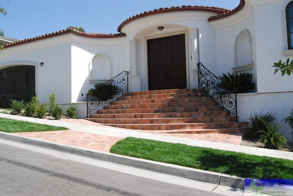 Adams Residence, Newport Beach Calif. by Rescom Landscaping, Inc. - Photo 5