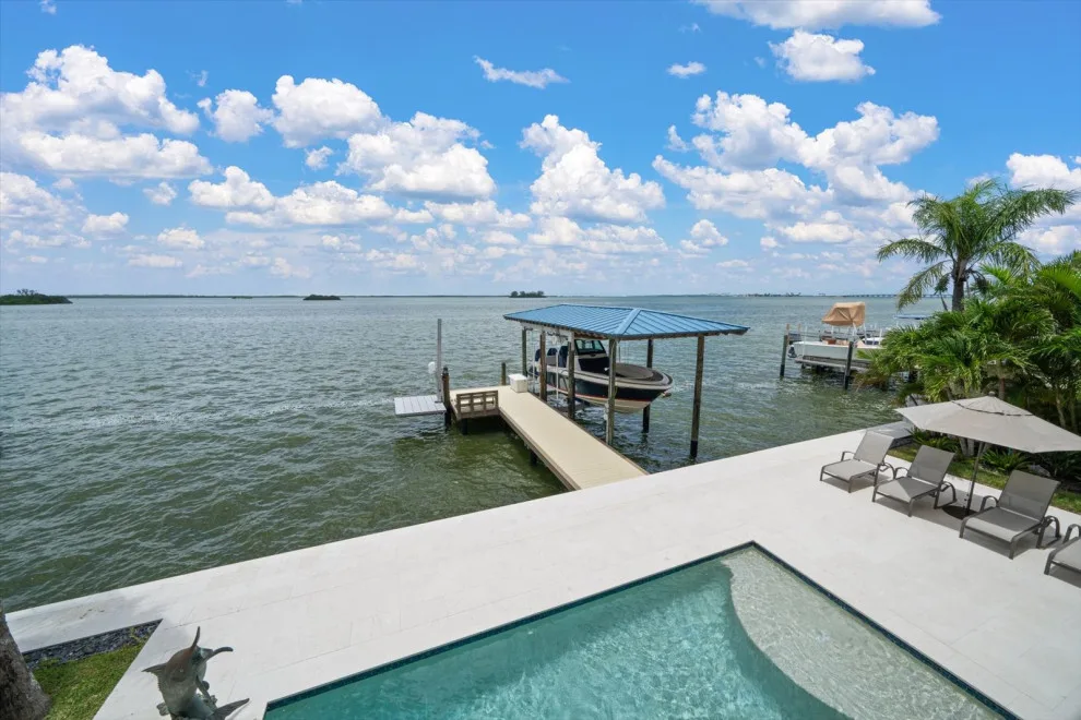 Modern Lakeside by Shorelines Design Group - Photo 12