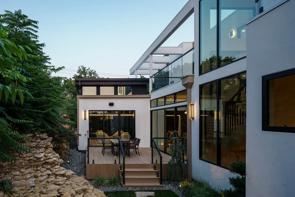 Modern Westside Residence by NSPJ Architects - Photo 22