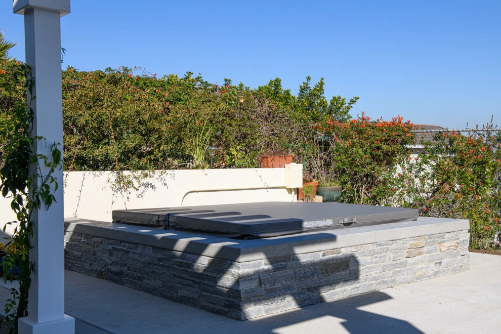 Wall by Rescom Landscaping, Inc. - Photo 3