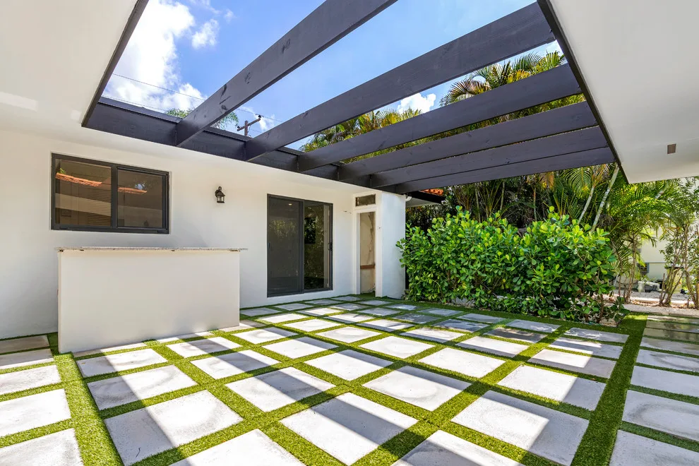 Coral Gables home by Rahal Architects Llc - Photo 5