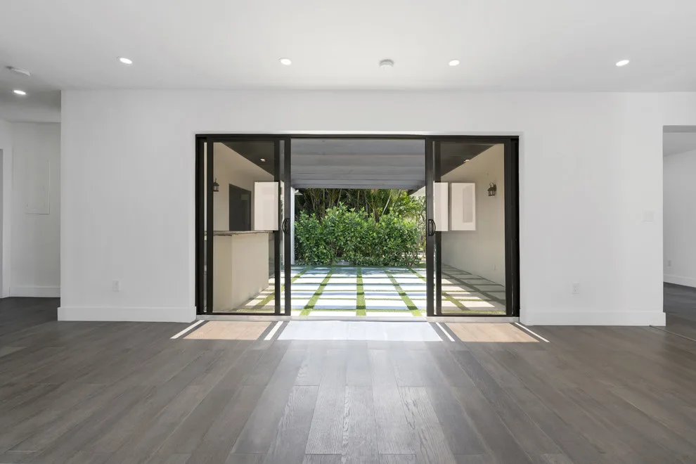 Coral Gables home by Rahal Architects Llc - Photo 2