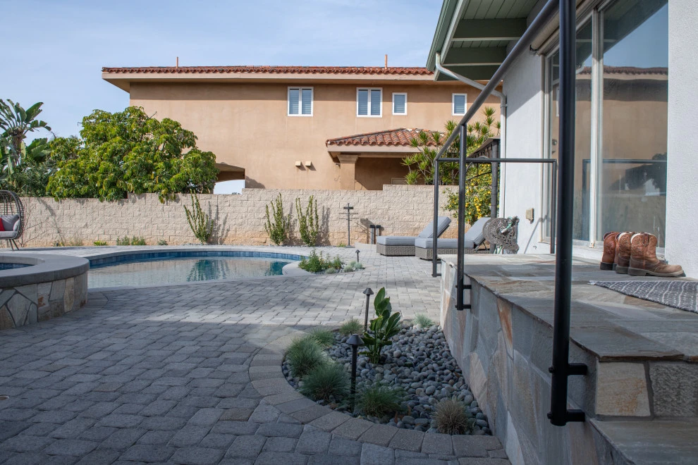 Rescom Landscaping, Inc. - Photo 9
