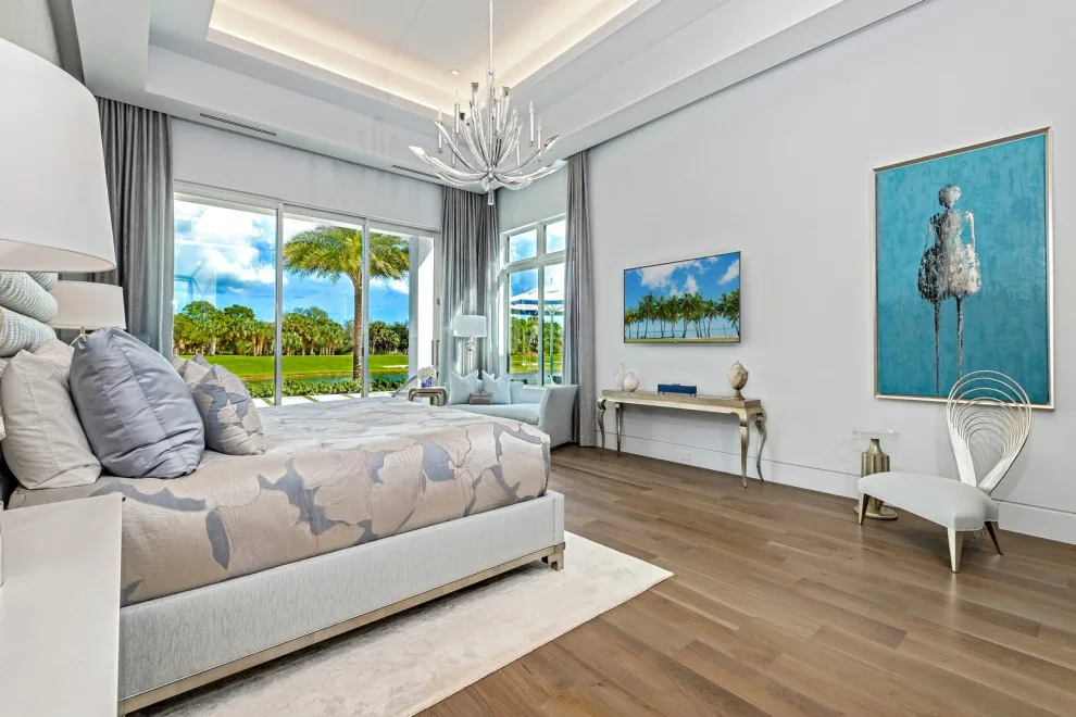 Modern Country Club by YRA Design Inc - Photo 13