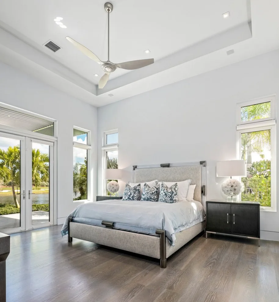 Modern Country Club by YRA Design Inc - Photo 11