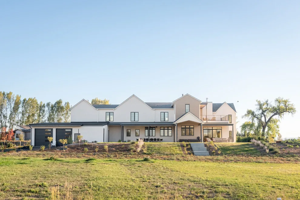 Contemporary Erie County by F9 Productions Inc. - Photo 4