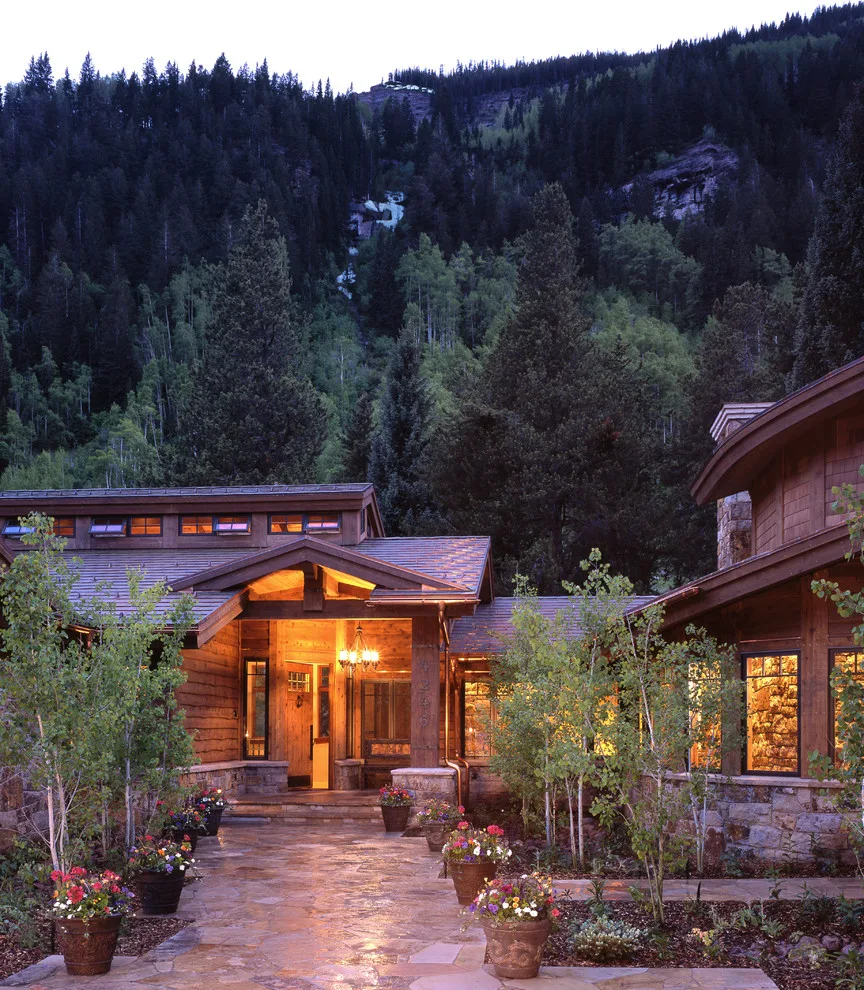 Wooden Cabin by the Creek by Miramonti Architect PC - Photo 5