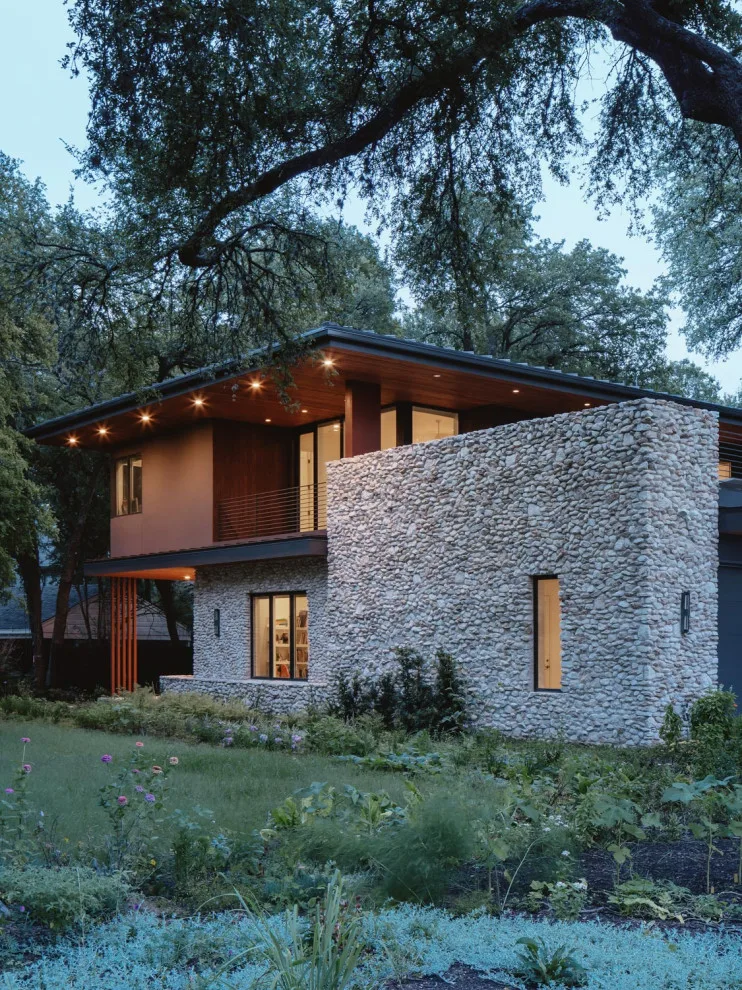 Crestvale Home by Clark Richardson Architects - Photo 4