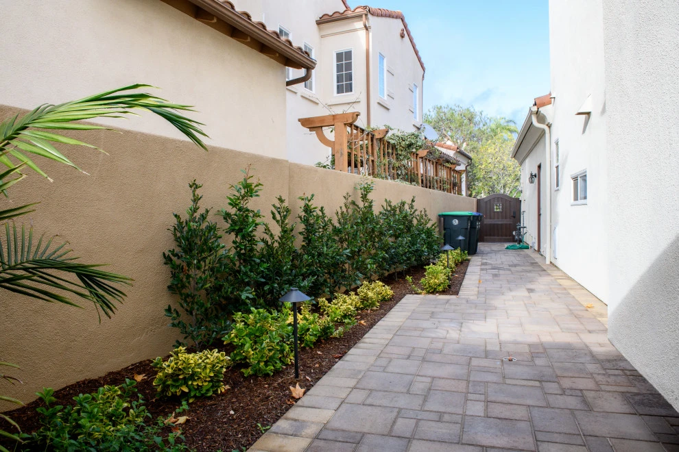 Chiaverini by Rescom Landscaping, Inc. - Photo 20