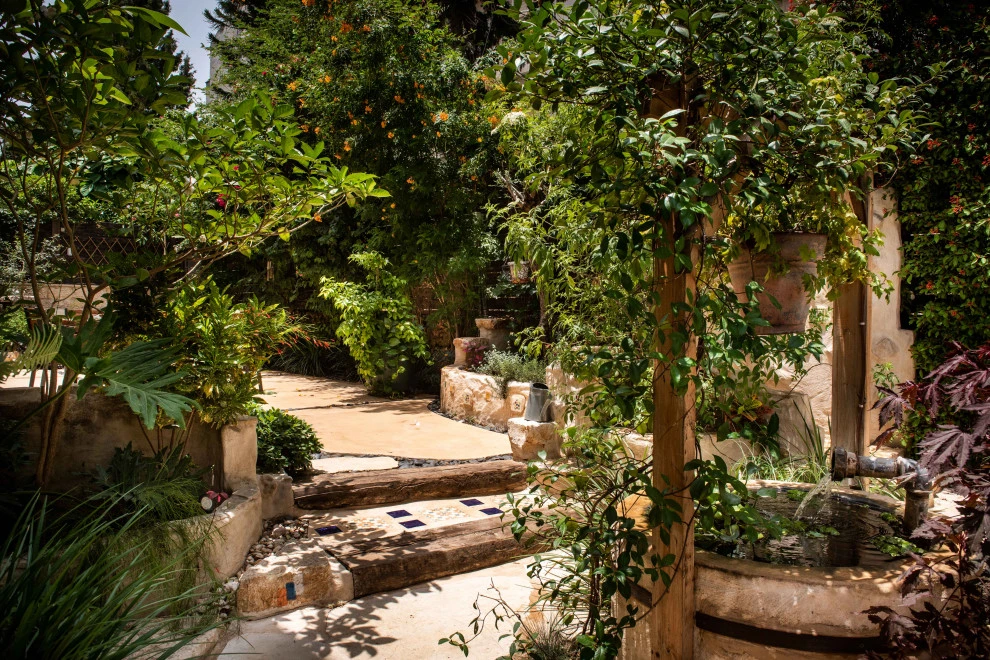 RUSTIC DESIGN by Roy Altaras Landscape Design And Build - Photo 6