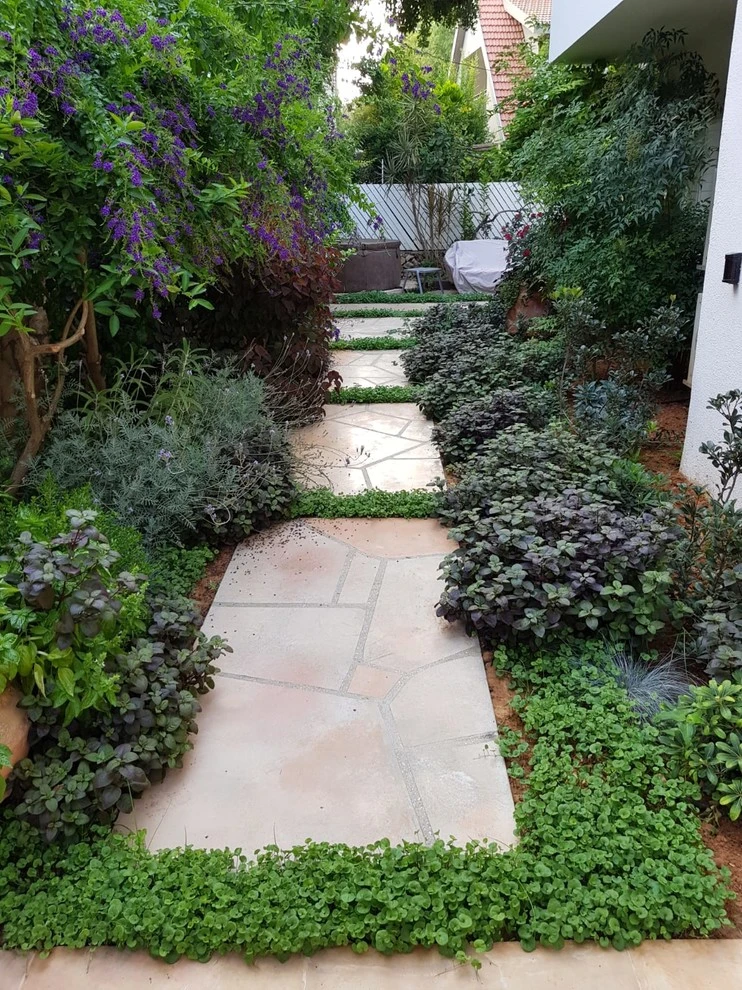 ENGRAVED CONCRETE by Roy Altaras Landscape Design And Build - Photo 6