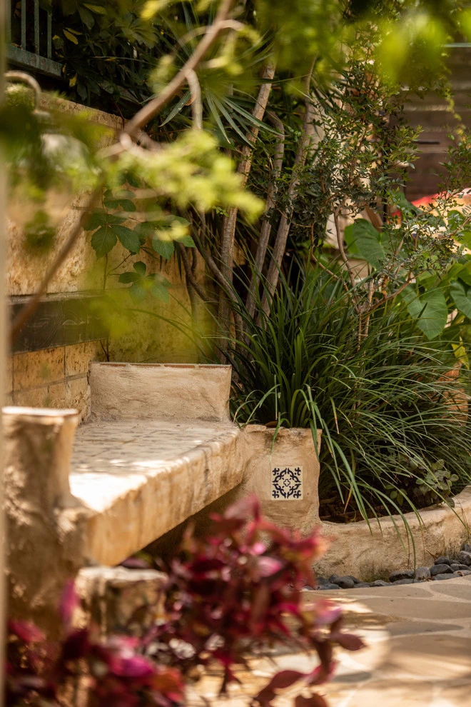 Roy Altaras Landscape Design And Build - Photo 10