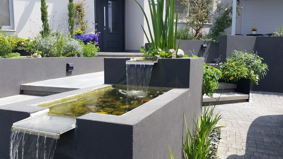 MODERN MEDITERRANEAN DESIGN by Roy Altaras Landscape Design And Build - Photo 4