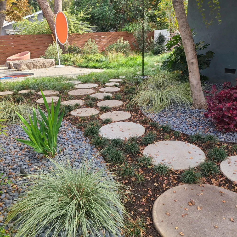 STONEWORK by Roy Altaras Landscape Design And Build - Photo 9
