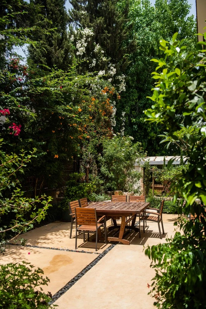 RUSTIC DESIGN by Roy Altaras Landscape Design And Build - Photo 9