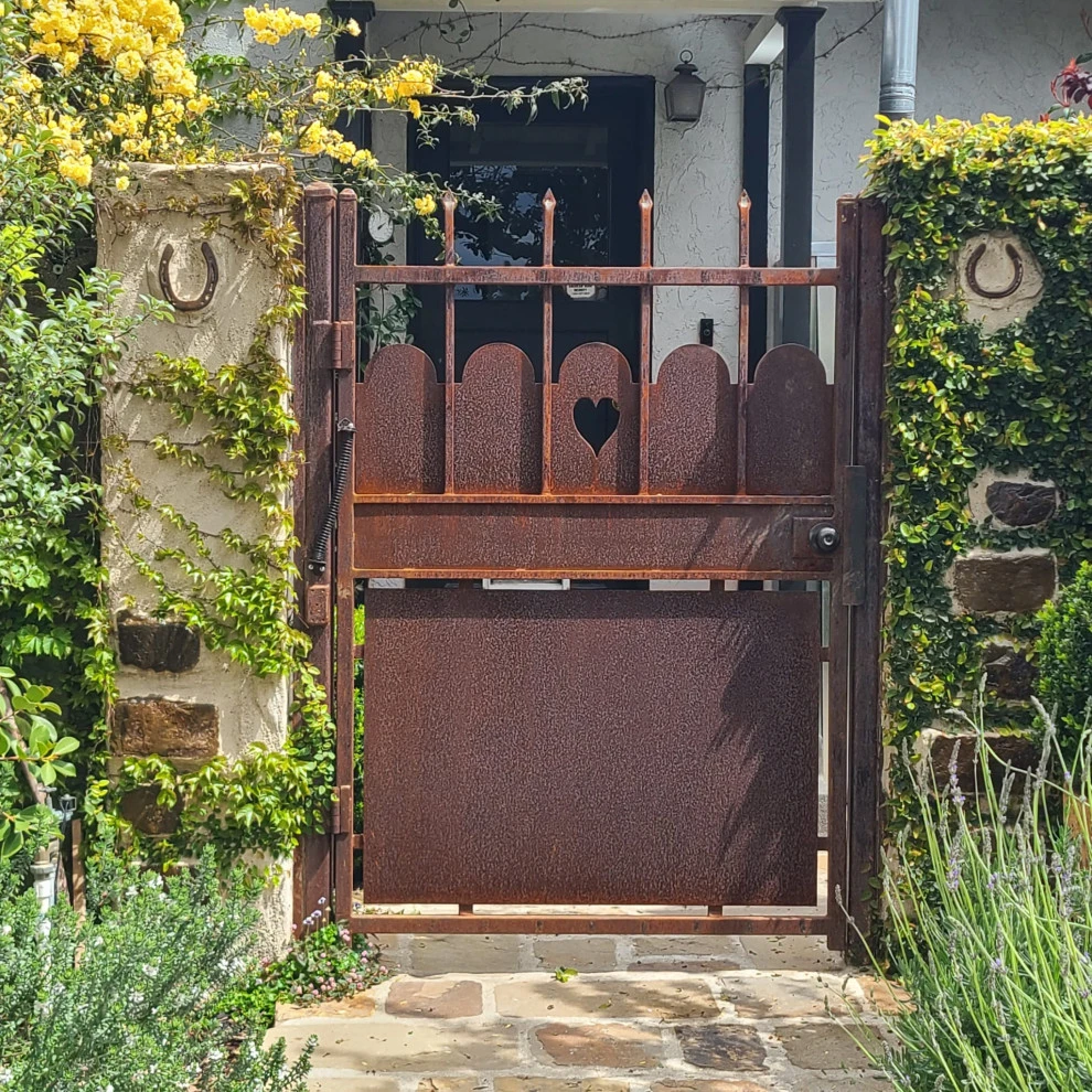 EQUESTRIAN MEDITERRANEAN by Roy Altaras Landscape Design And Build - Photo 10