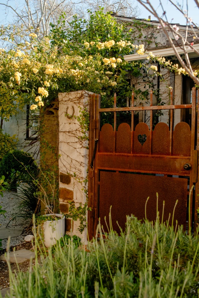 CORTEN STEEL by Roy Altaras Landscape Design And Build - Photo 4