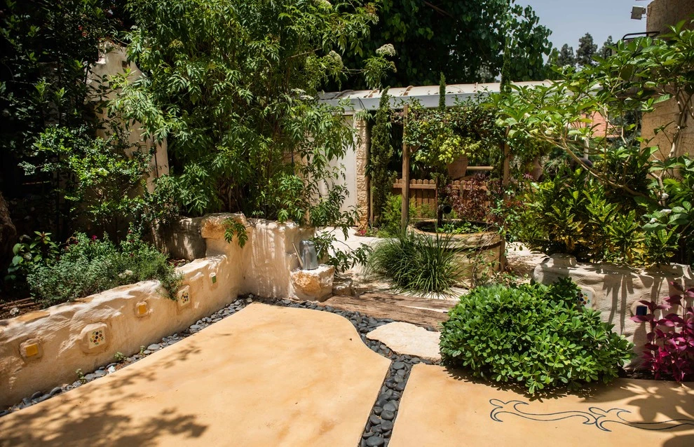 RUSTIC DESIGN by Roy Altaras Landscape Design And Build - Photo 22
