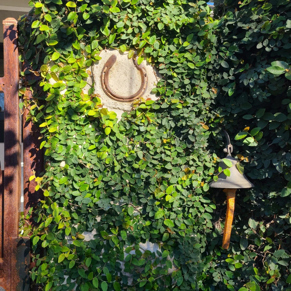 RUSTIC DESIGN by Roy Altaras Landscape Design And Build - Photo 13