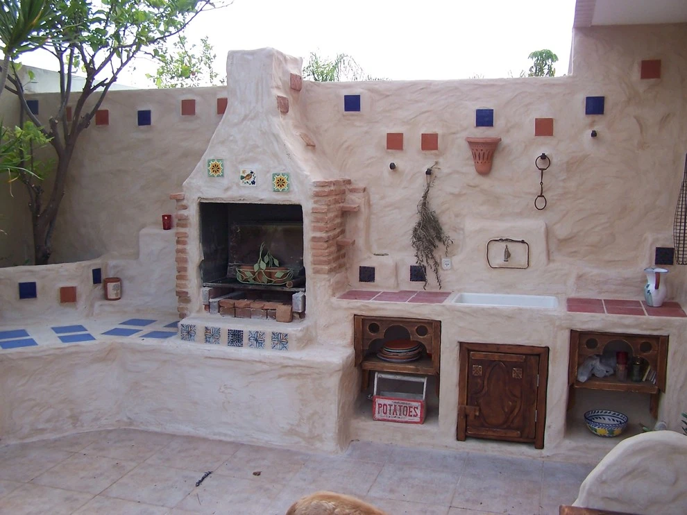 OUTDOOR KITCHENS by Roy Altaras Landscape Design And Build - Photo 4