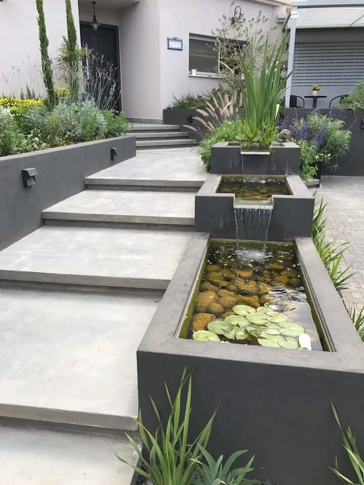 MODERN MEDITERRANEAN DESIGN by Roy Altaras Landscape Design And Build - Photo 5