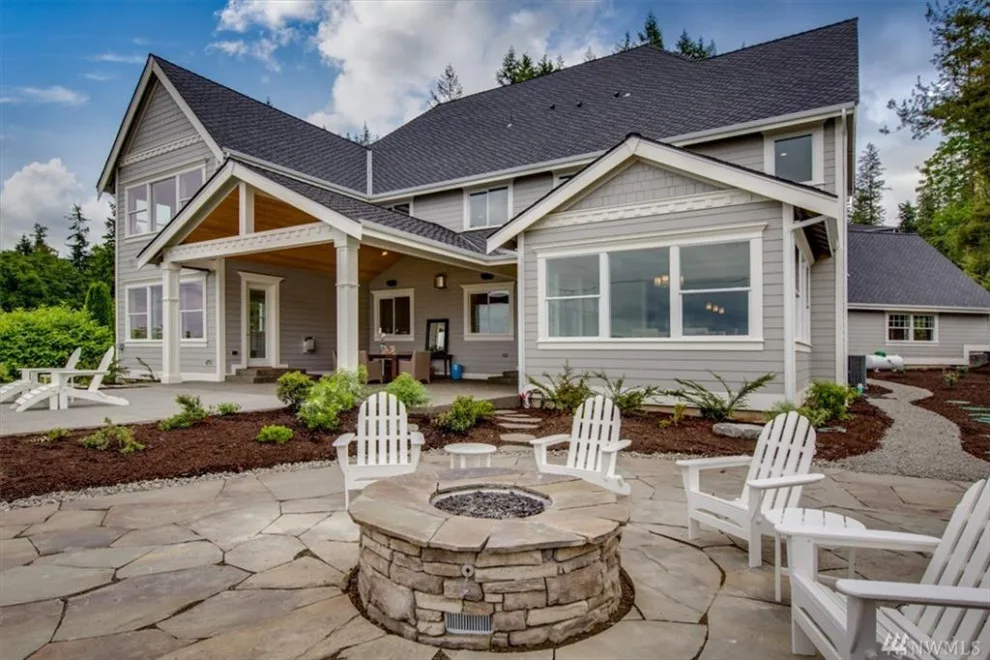 Bespoke Luxury Residence on Bainbridge Island by Custom Your Way Design - Photo 2