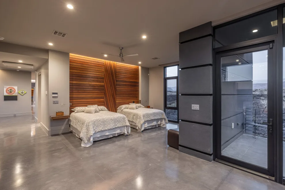 CW12 Reimagined by McQuay Architects - Photo 3