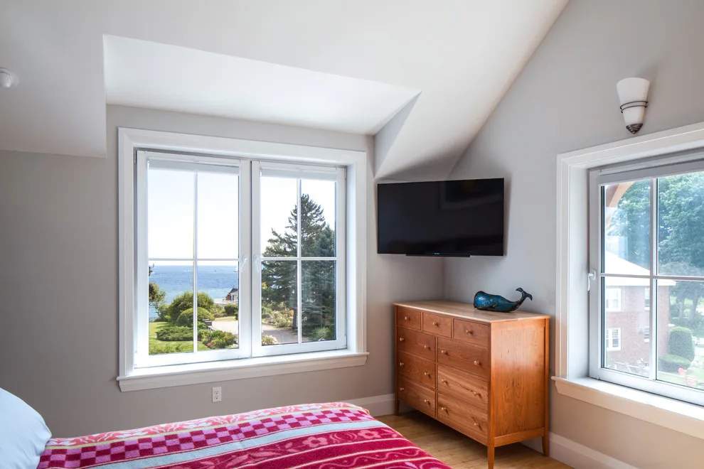 Danforth Bay by BRIBURN - Architecture For Life - Photo 5