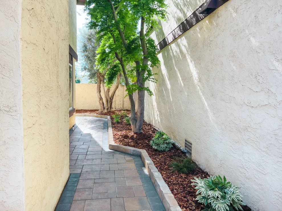 Backyard Remodel (Pavers, Mulch, Shrubs, Planter Bed, Edger) by San Jose Tree Service & Landscaping - Photo 7