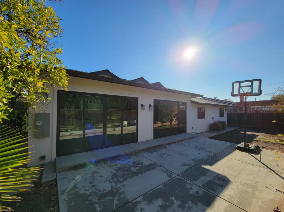 Deemantha Home by Kyle Chan Architect, INC. - Photo 13