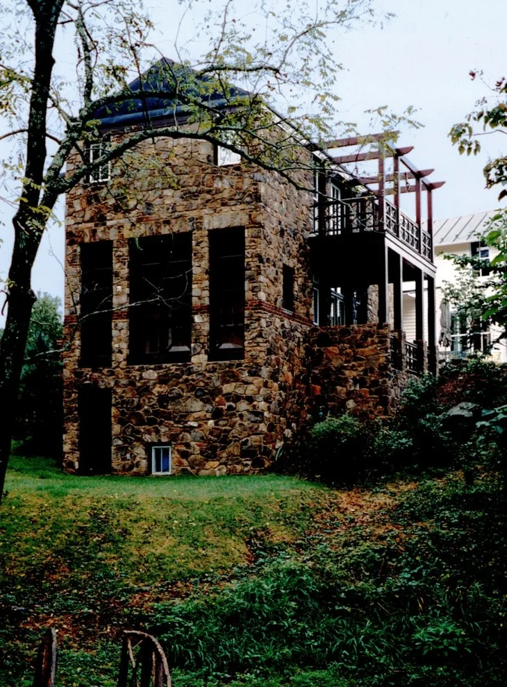 Rocky Depths Farm by Train Architects - Photo 9
