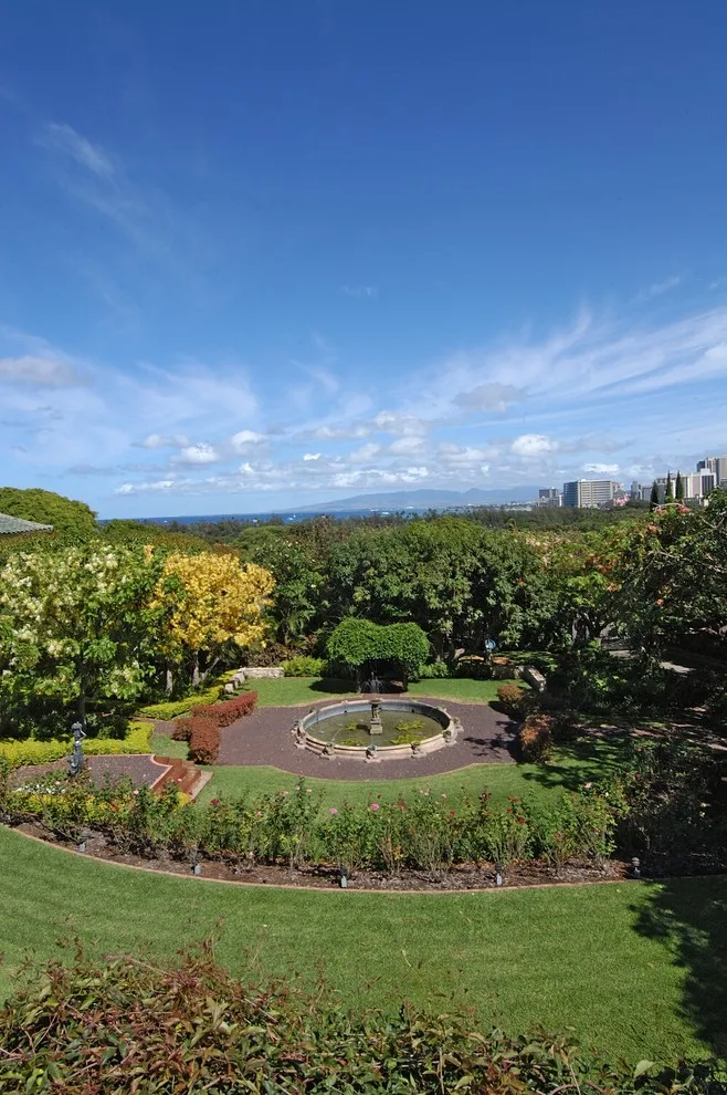 William J. Benjamin, AIA | Lux Homes Hawaii - Photo 14