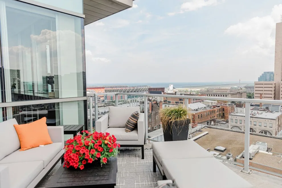Cleveland Loft Overlooking the Downtown Area by Joseph Myers, Architect, Inc. - Photo 34