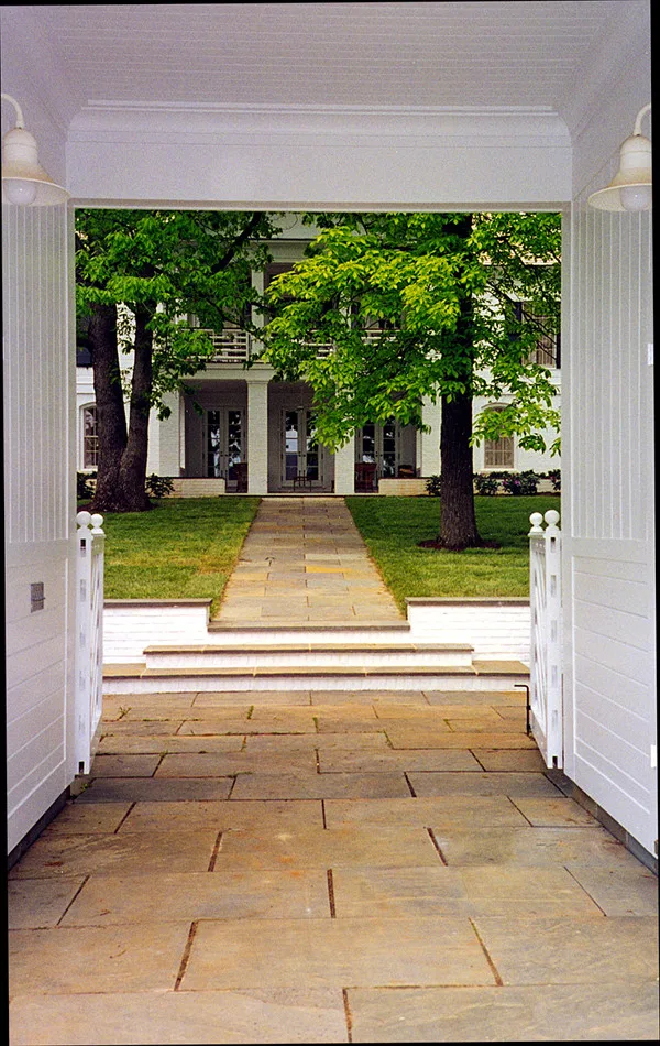 Virginia Manor House Inspired by Jeffersonian Design by Train Architects - Photo 3