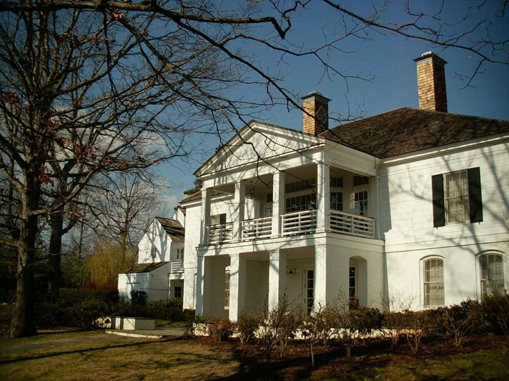 Virginia Manor House Inspired by Jeffersonian Design by Train Architects - Photo 5