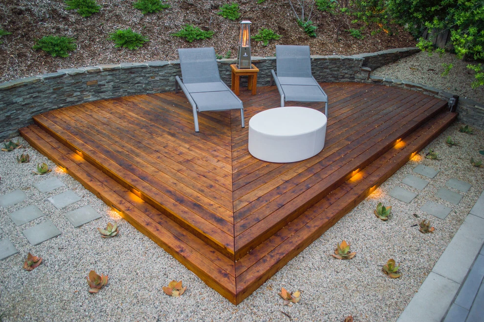 Thousand Oaks Modern Backyard by Scarlett's Landscape, Inc. - Photo 5