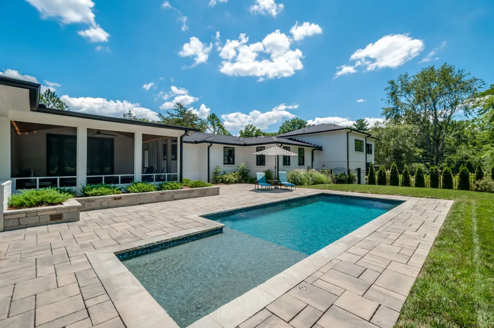 Earlington Home by John TeSelle - Photo 2