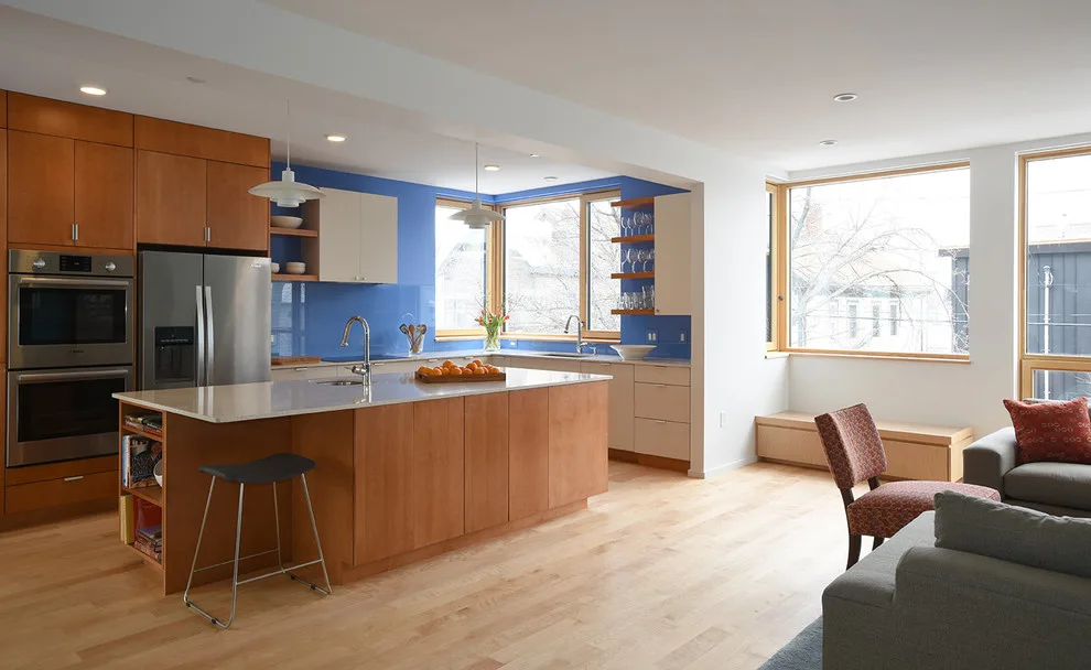 Eastern 270 by Kaplan Thompson Architects - Photo 11
