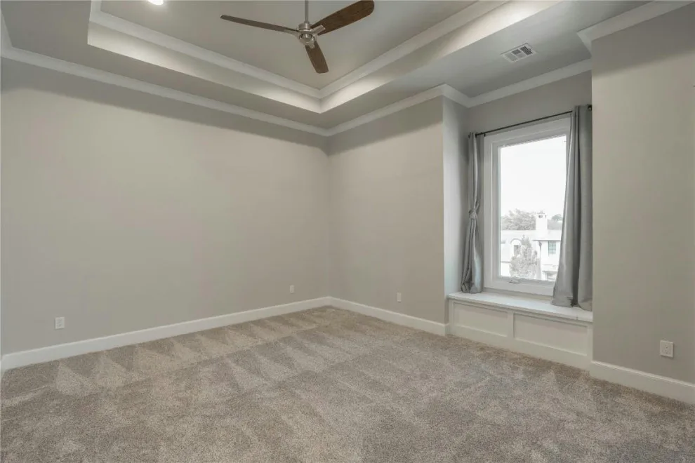Edmond Oak Tree Golf Course Residence by Jaggers Home Design - Photo 49
