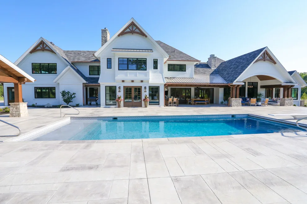 Graceful Property by Helman Sechrist Stoelting Architecture - Photo 2