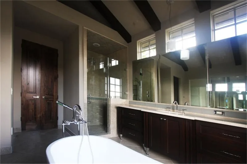 Modern Transitional Residence by Design DCA - Photo 2
