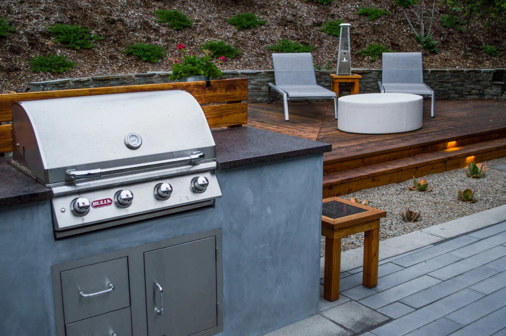 Thousand Oaks Modern Backyard by Scarlett's Landscape, Inc. - Photo 25
