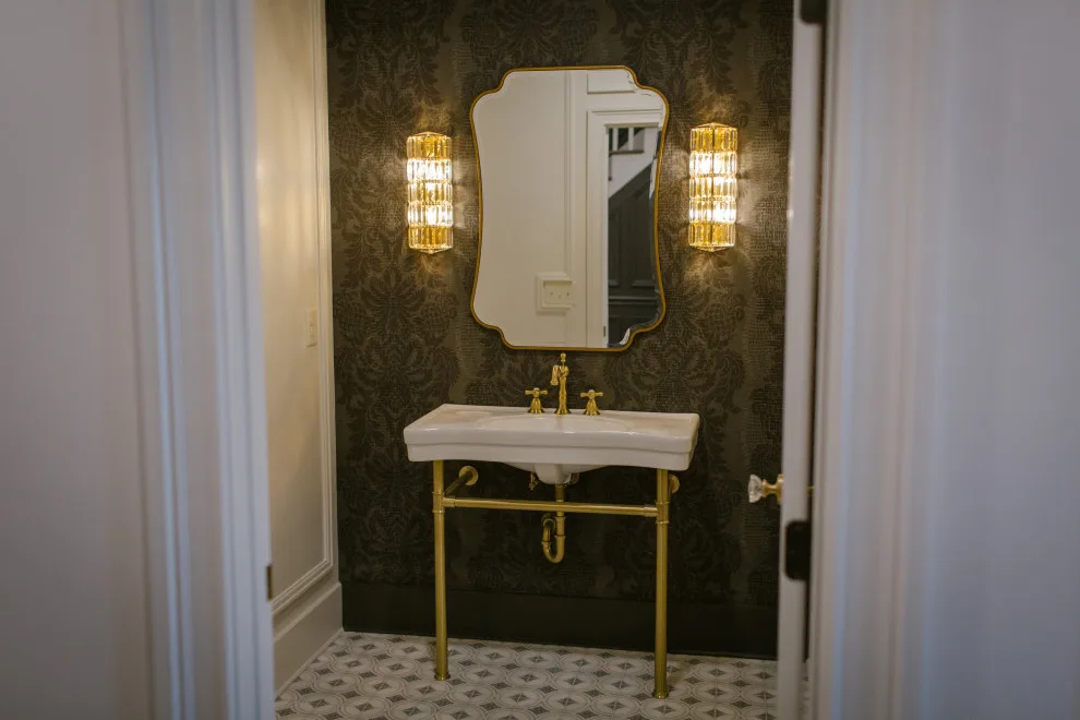 European-Inspired Townhouse by Phase One Design - Photo 31