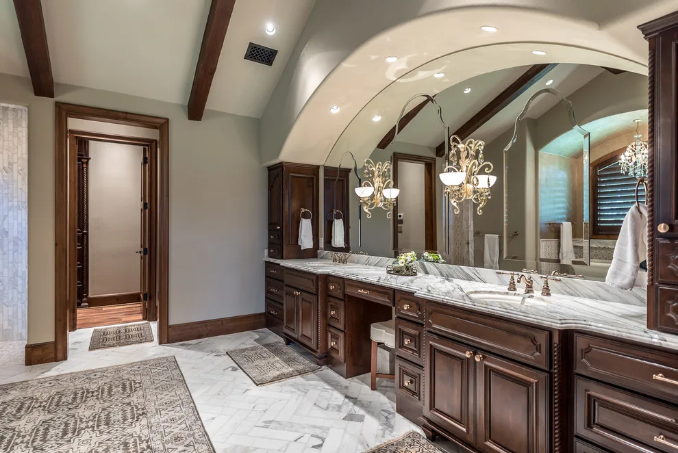 Elegant Bespoke Residence by Nathan Winchester Designs - Photo 17