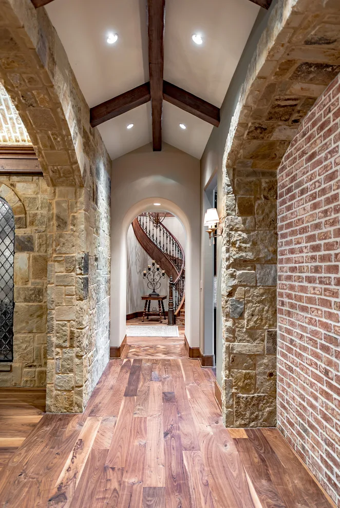 Elegant Bespoke Residence by Nathan Winchester Designs - Photo 2