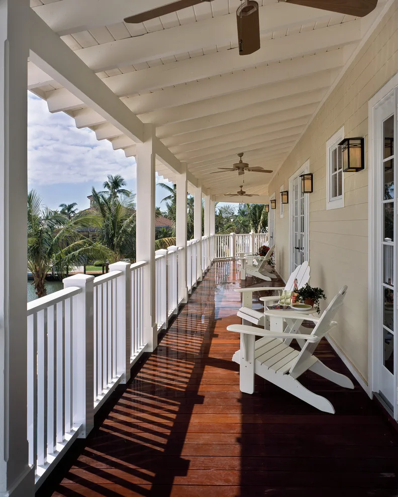 Expansive Waterside Residence by Architects Unlimited - Photo 3
