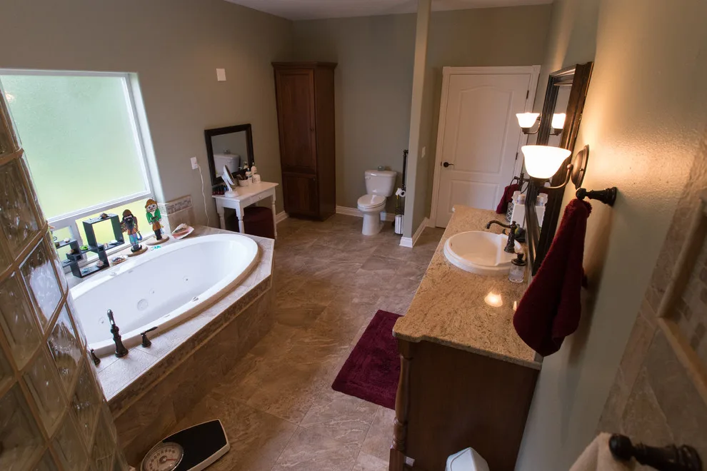 Fick Home Interior by Elevation Home Designs - Photo 25