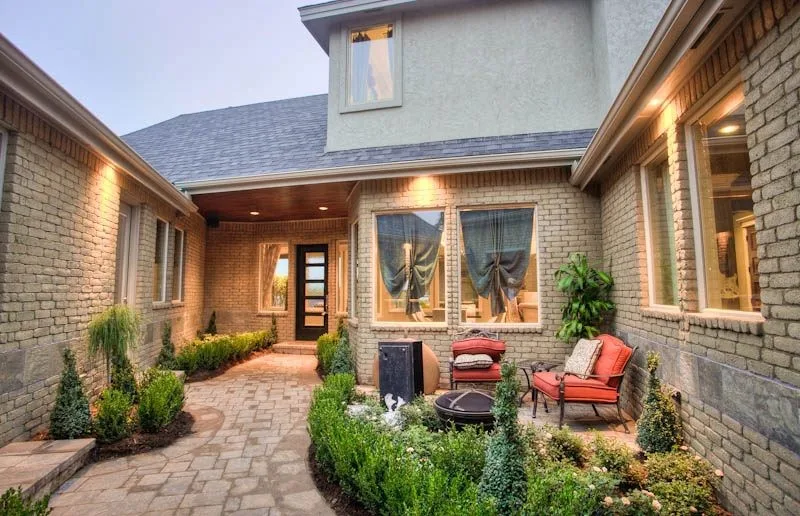Florida-Inspired Award-Winning Home Parade by Jaggers Home Design - Photo 50